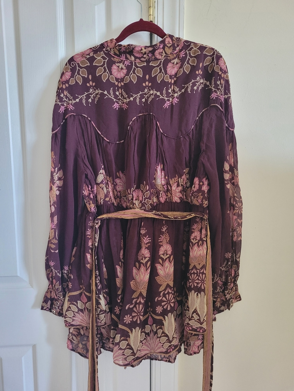 FARM Rio Plum Floral Mini Dress with Pink and Gold Accents - Picture 5 of 7